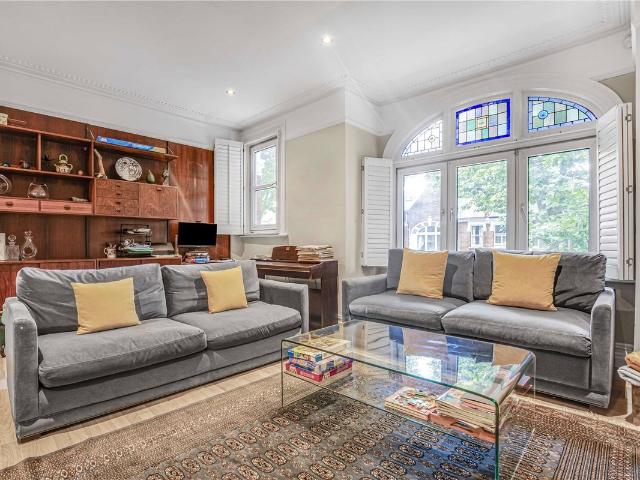 Apartment for rent in Hammersmith, Greater London