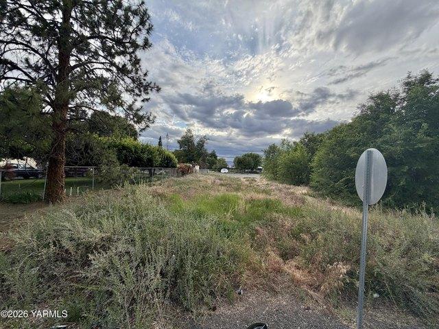 Land for sale in White Swan, Washington