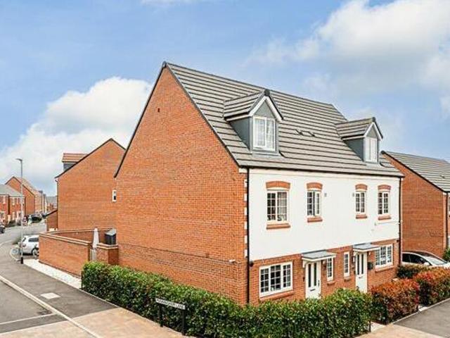 House for sale in Kettering