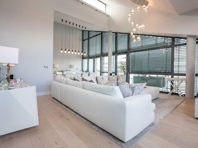 Apartment for rent in City Centre, Georgia