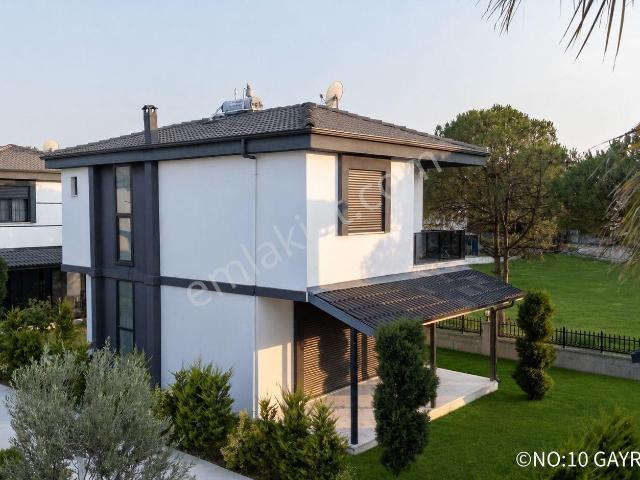 Ayvalik, Balikesir içerisinde satılık Villa