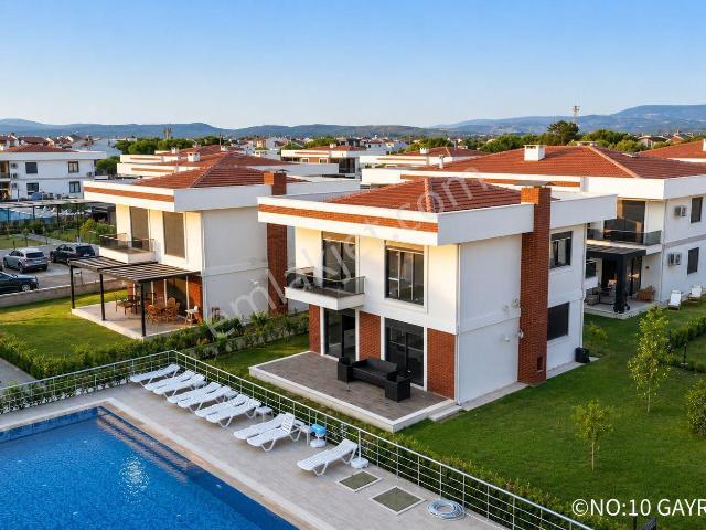 Ayvalik, Balikesir içerisinde satılık Villa