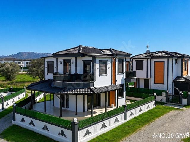 Ayvalik, Balikesir içerisinde satılık Villa