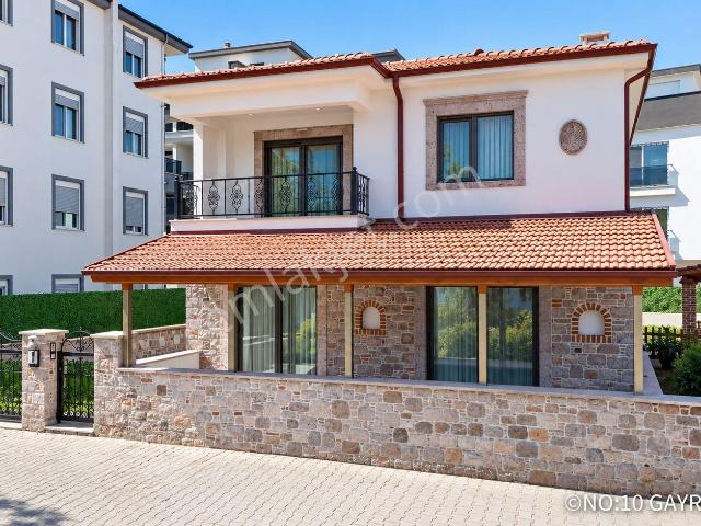 Ayvalik, Balikesir içerisinde satılık Villa