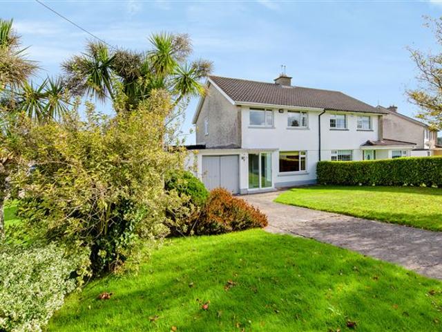 Detached House for sale