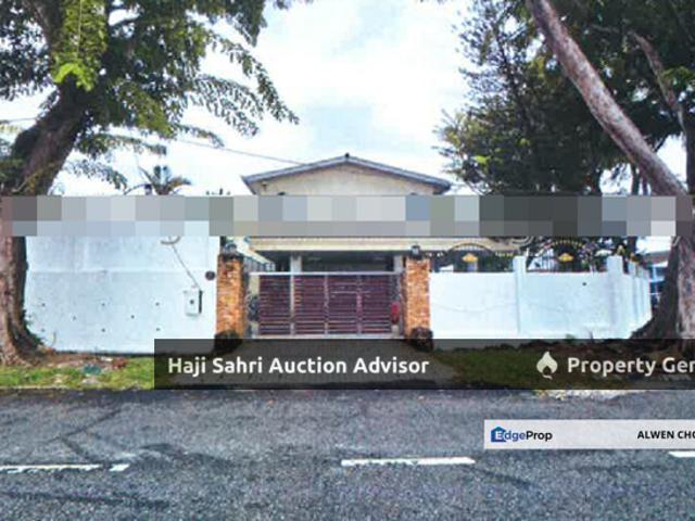 Bungalow for rent in Georgetown, Penang