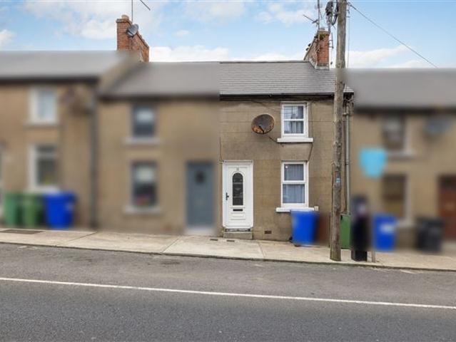 Terraced House for sale
