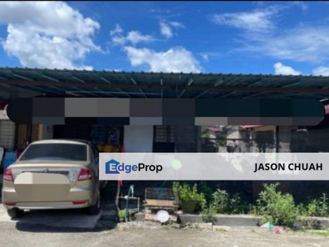 House for sale in Larut