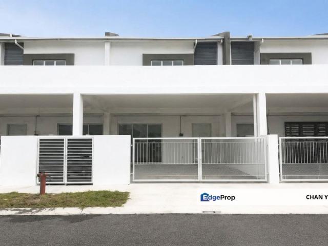House for sale in Sendayan Village, Negeri Sembilan