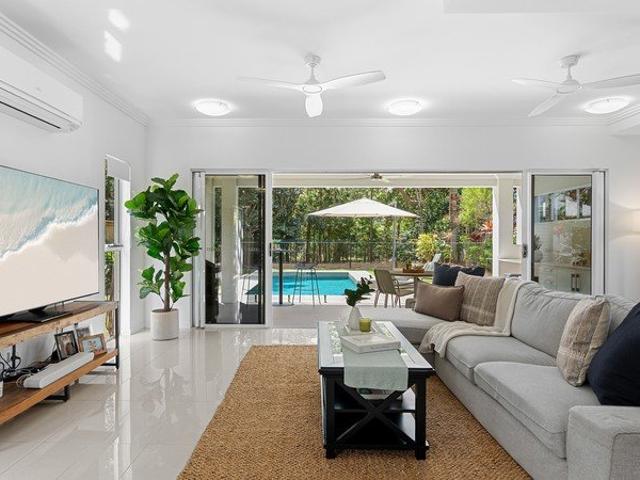 House for sale in Kewarra Beach, Queensland