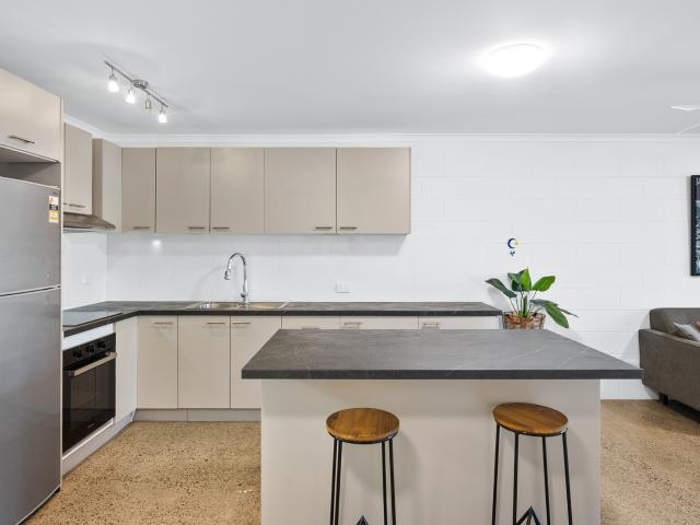 Apartment for sale in Manunda, Queensland