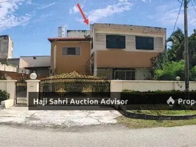 Terraced House for rent in Batak Rabit, Teluk Intan