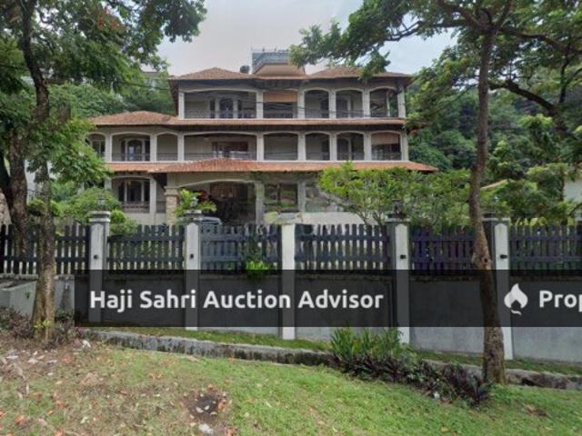 Bungalow for rent in Mukim 13, Georgetown