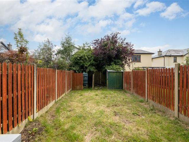 Terraced House for sale in Castlebridge