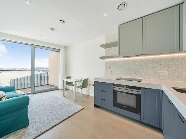 Apartment for rent in Greenwich Peninsula, Greater London
