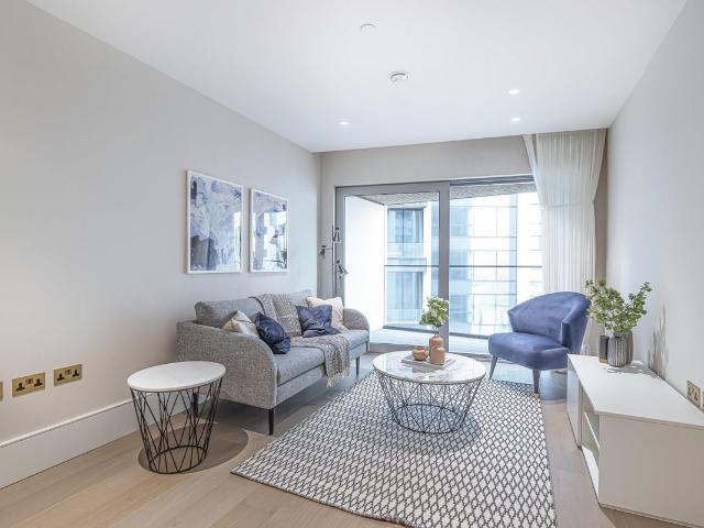 Apartment for rent in East Greenwich, Greater London