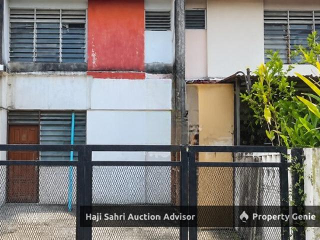 Terraced House for rent in Wellesley, Penang