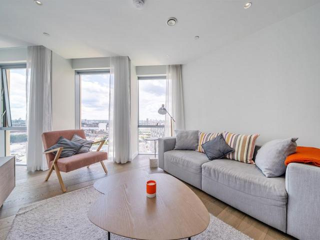 House for rent in Greenwich Peninsula, Greater London