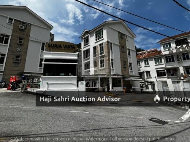 Townhouse for rent in Mukim 13, Georgetown