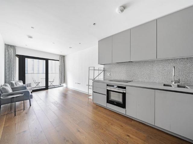 House for rent in Greenwich Peninsula, Greater London
