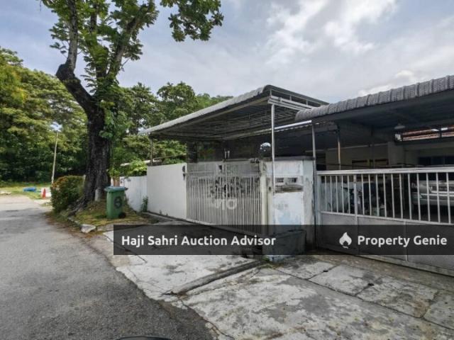 Terraced House for rent in Georgetown, Penang