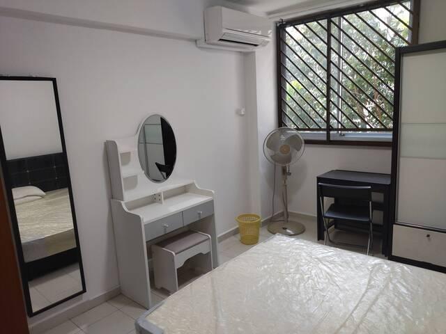 Room for rent