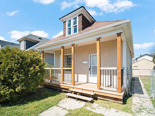 House for sale in East St. Paul, Manitoba
