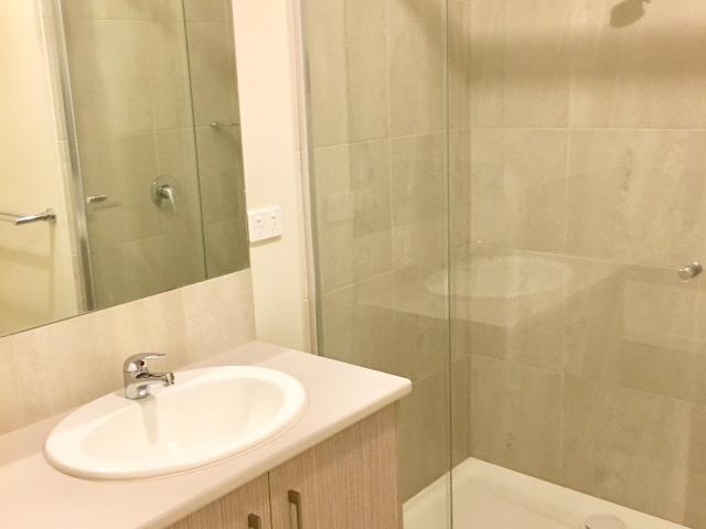 Townhouse for sale in Lavington, New South Wales