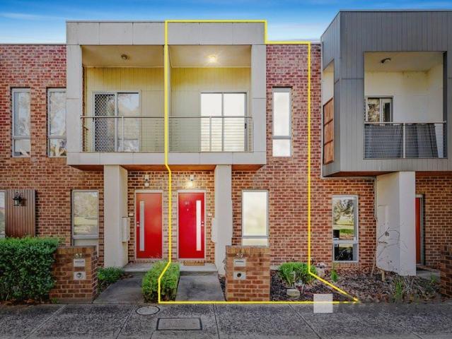 Townhouse for sale in Camerons Creek, Victoria