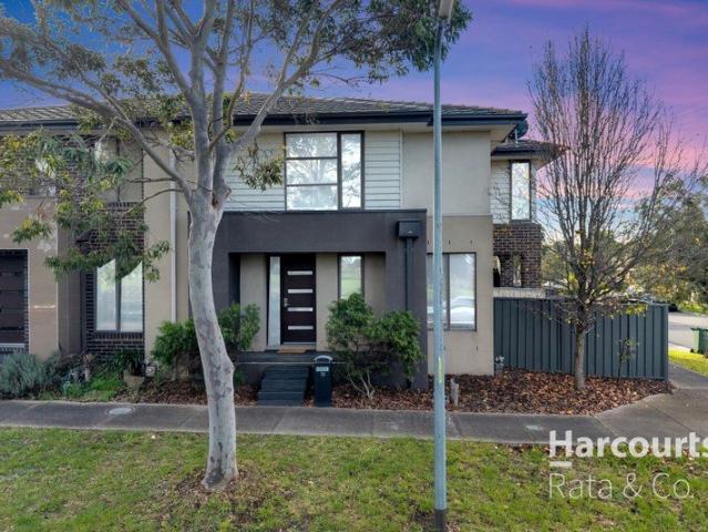 Townhouse for sale in Camerons Creek, Victoria