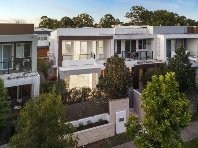 House for sale in Fernbrook, Queensland