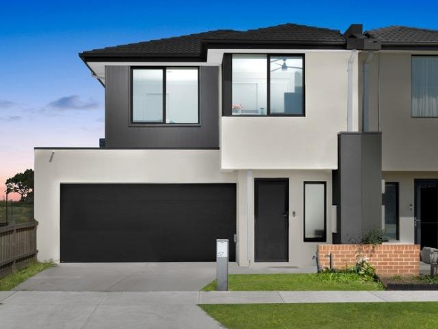 Townhouse for sale in Meridian, Melbourne