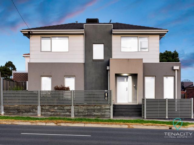 Townhouse for sale in Camerons Creek, Victoria