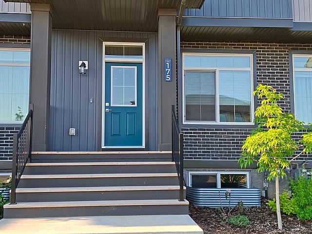 House for sale in Wedgewood, Alberta