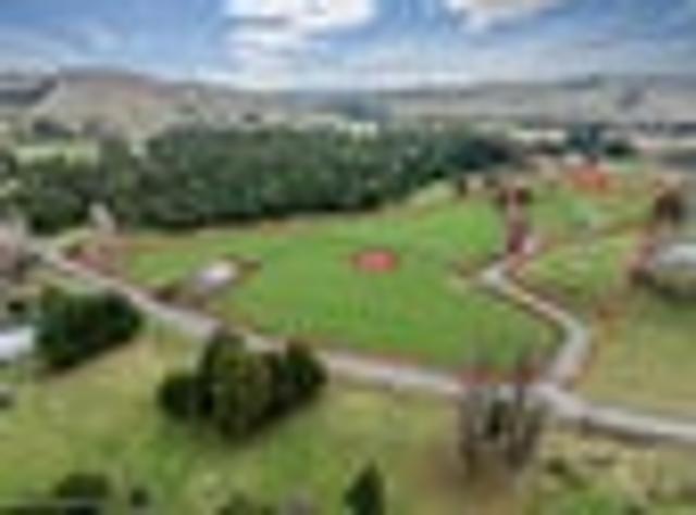 Land for sale in Elsthorpe