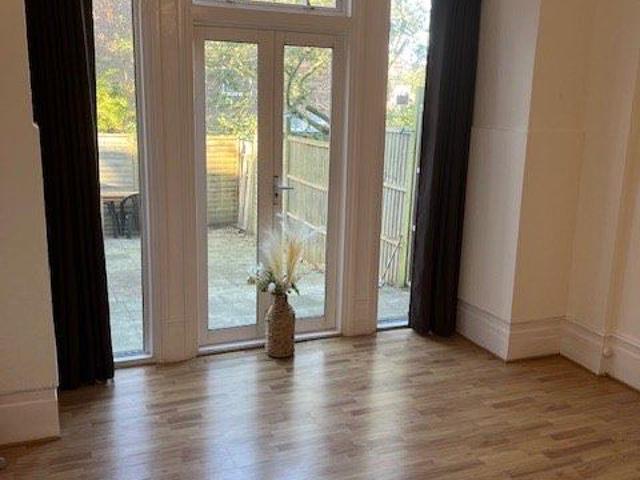 Studio for rent in Church End, Greater London