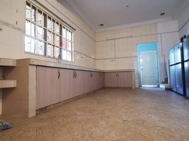 Room for rent in Petaling, Damansara Damai