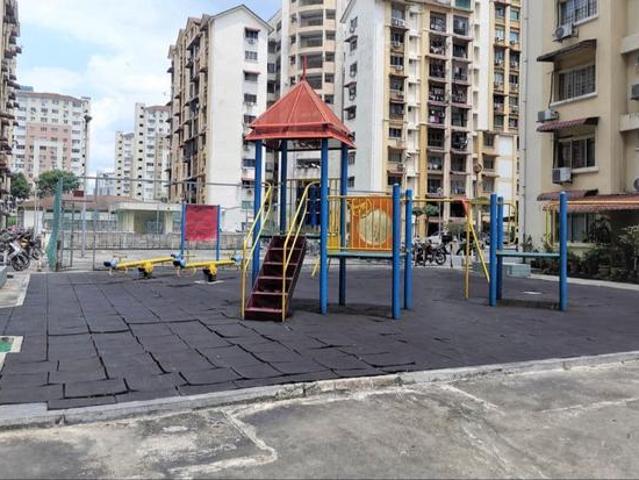 Apartment for sale in Petaling, Subang Jaya