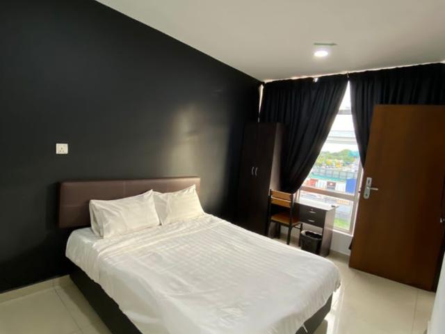 Room for rent in Petaling, Alam Impian