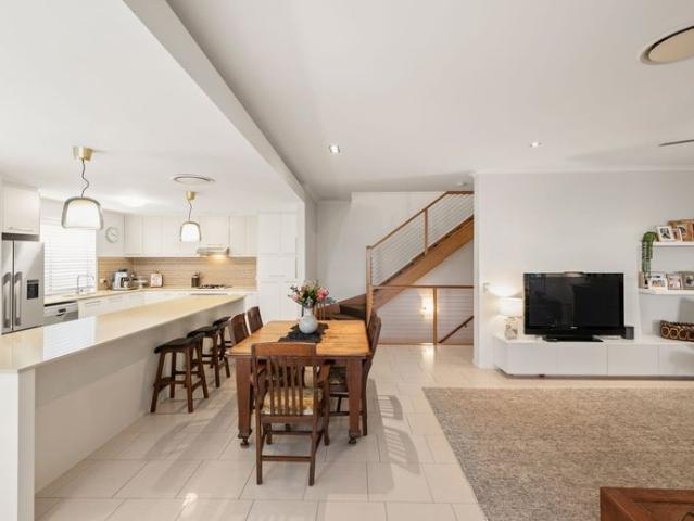 Townhouse for rent in Toombul, Queensland