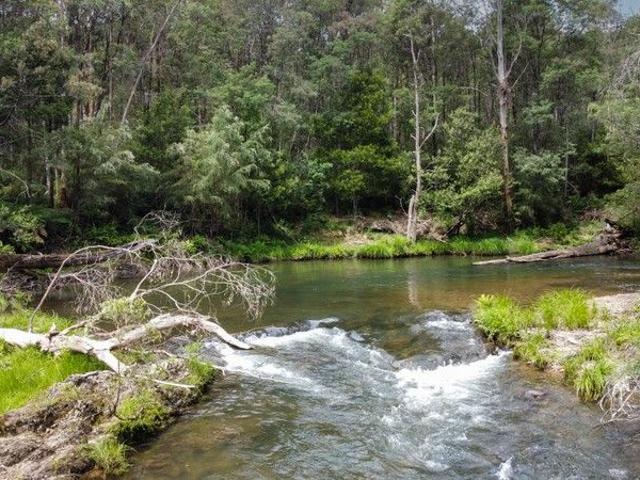 Land for sale in Knockwood, Victoria