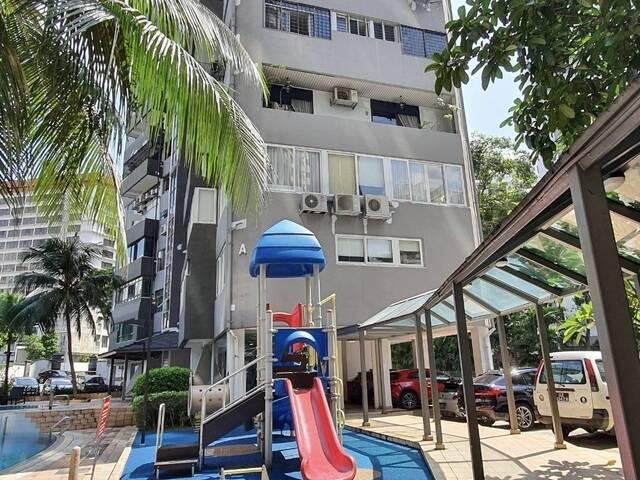 Room for rent in Newton