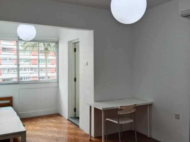 Room for rent in Ulu Pandan