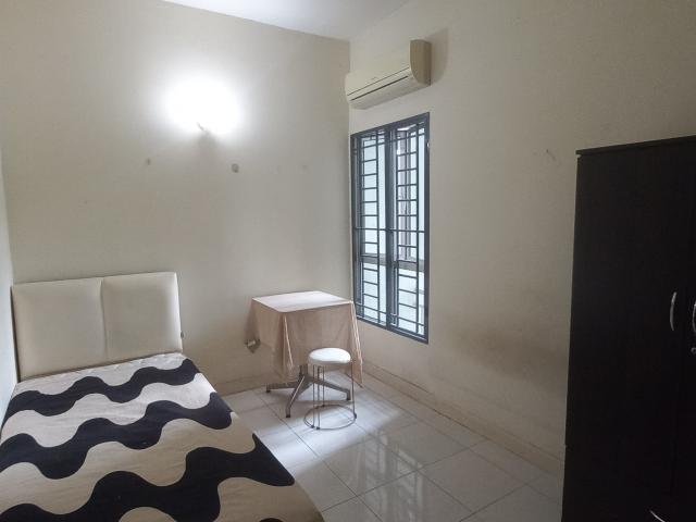 Room for rent in Petaling, Damansara Damai
