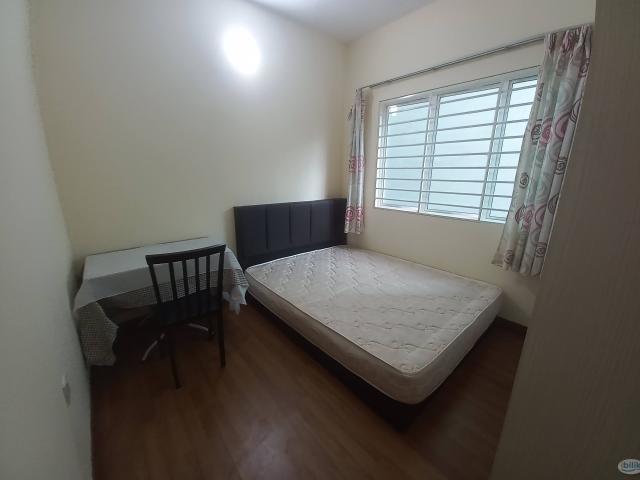 Room for rent in Petaling, Damansara Damai