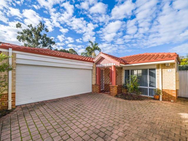 Villa for sale in Como, Western Australia