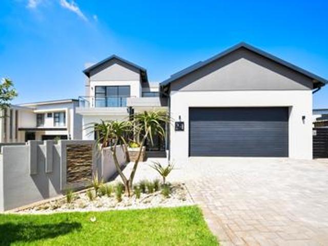 House for sale in Midrand, City of Johannesburg Metropolitan Municipality