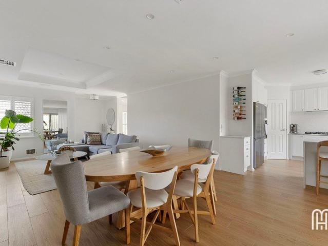 Villa for sale in Stirling, Western Australia