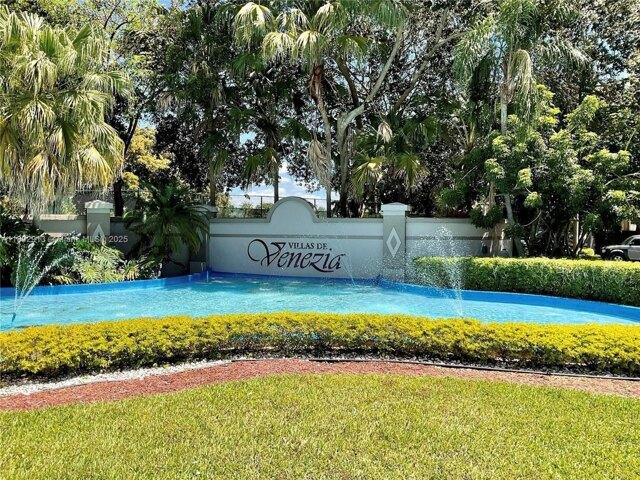 Condo for sale in Sunrise