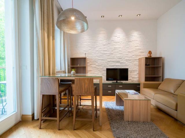 Apartment mieten in Josefstadt, Wien